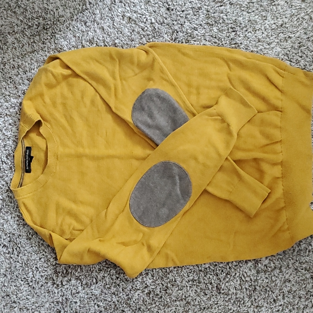 Banana Republic sweater